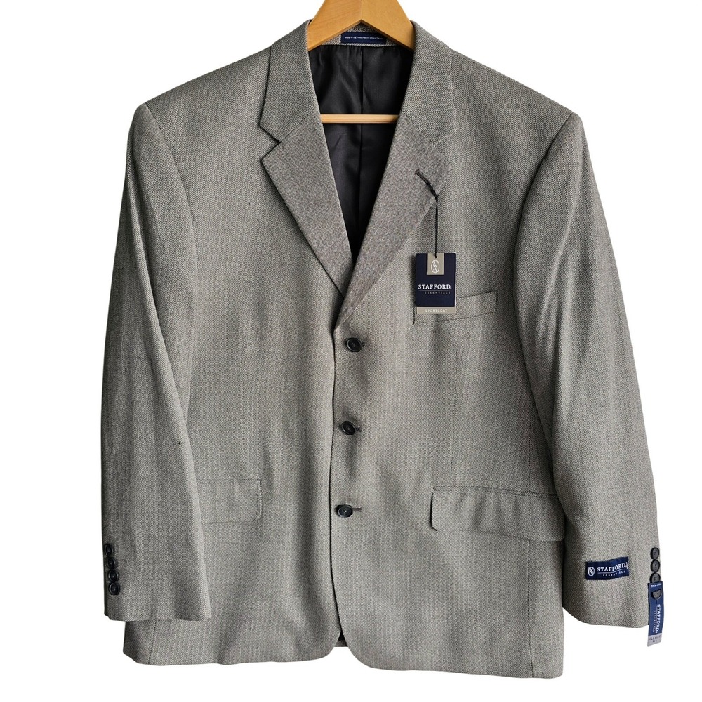 Stafford Essentials Men's Gray‎ Herringbone Classic Fit Sports Coat 42 Short NWT
